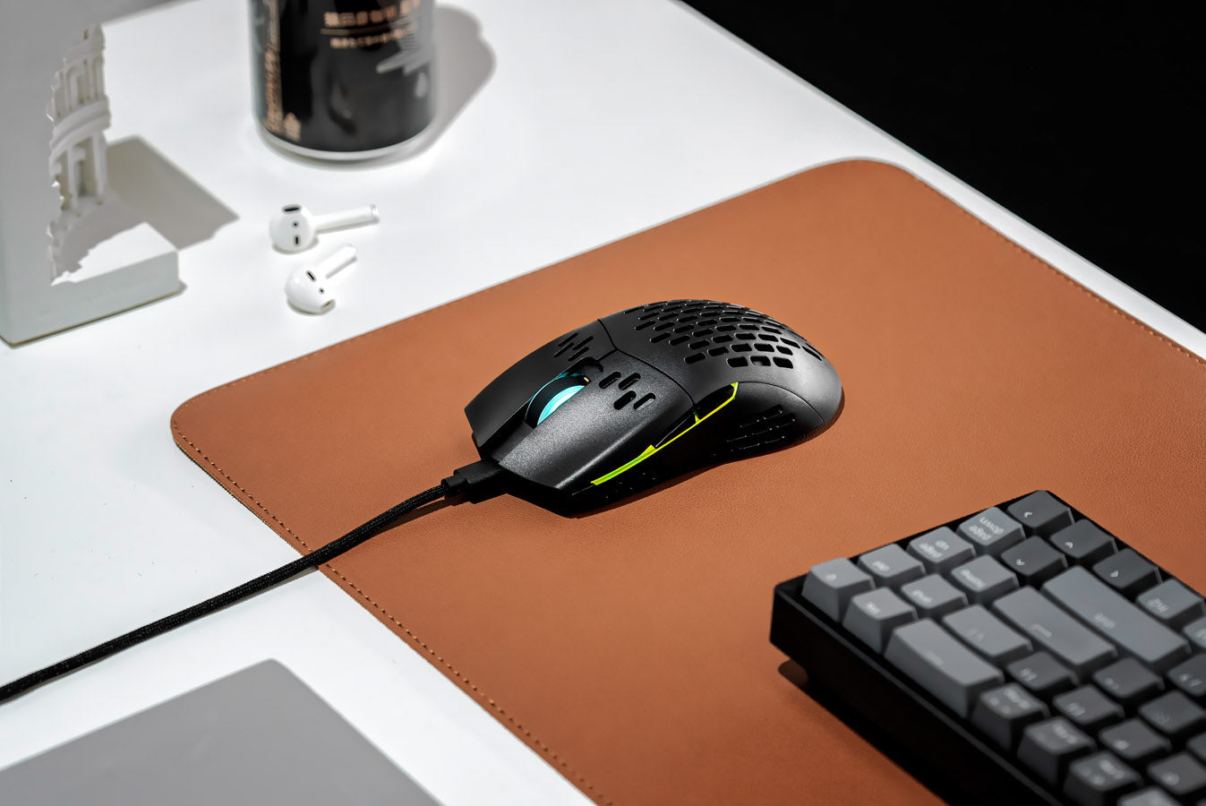 Ratón óptico ultraligero Keychron M1 (con cable)