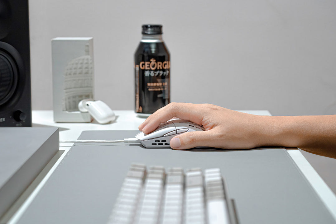 Ratón óptico ultraligero Keychron M1 (con cable)